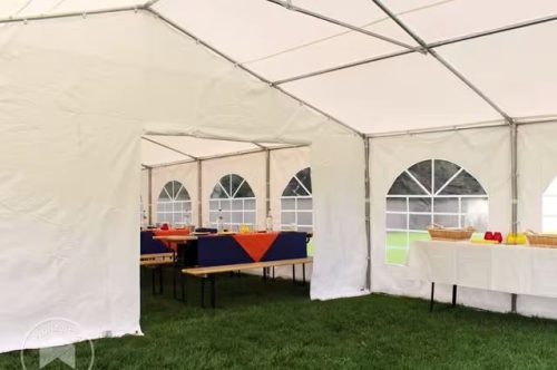 Elválasztó fal - fehér, tűzálló, cipzáras nyitással - 2 m vállmagasságú sátrakhoz